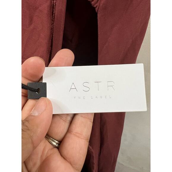 Astr Rust Red Floor Length Sleeveless Dress Size Large - Picture 3 of 5